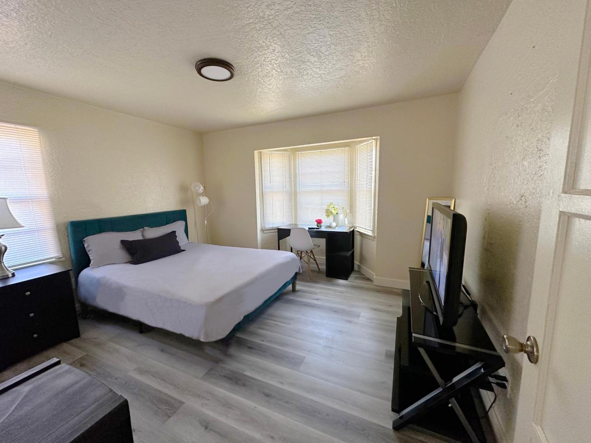 Entire Lovely 3-Bedroom Home W Yard, Parking Chula Vista Exteriér fotografie